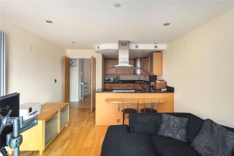 Living Room/Kitchen