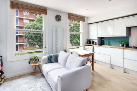 Living Room/Kitchen