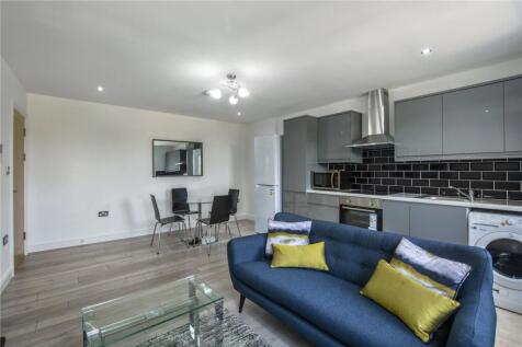 Living Room/Kitchen
