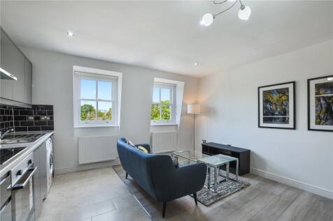 Living Room/Kitchen