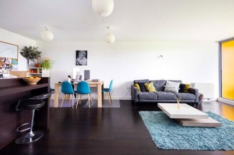 Living Area/Kitchen