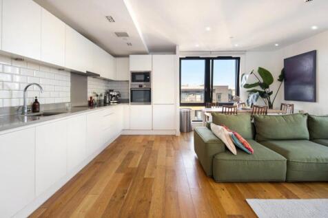 Living Area/Kitchen