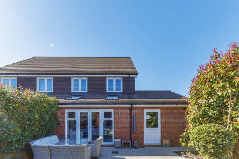 3 Longhurst Drive...