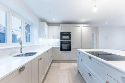 25-12-02_Barnfiel...