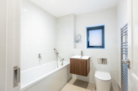 25-12-02_Barnfiel...