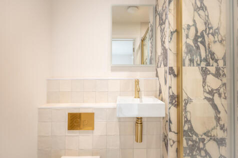 25-12-02_Barnfiel...