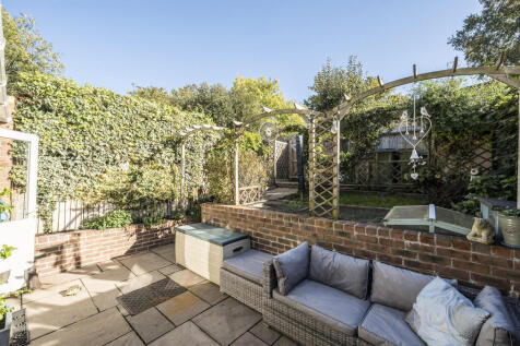 1363483-15-68e3d6...