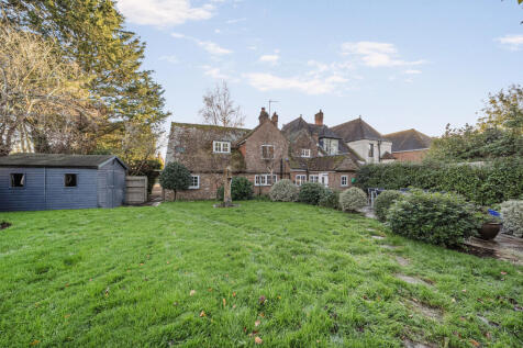 1382565-4-691c94d...