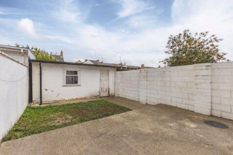Garden &#43; Outbuilding