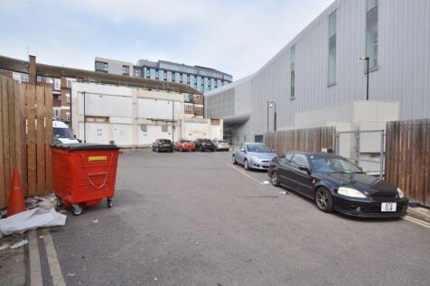Rear Drop Off Access to Shop