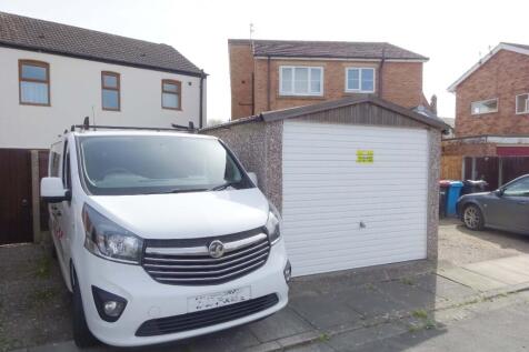Garage/Parking 
