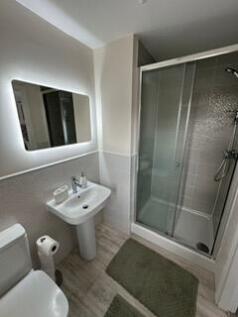 Master En-Suite