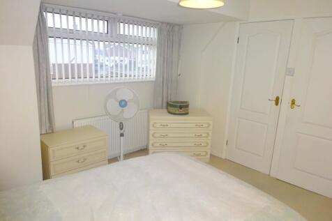 F F Bedroom 2