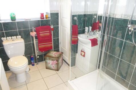 G F Shower Room
