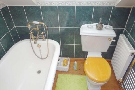 F F En-suite
