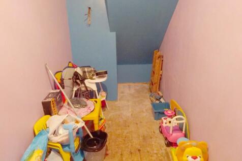 Store Area/Office 