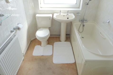 2nd Fl Bathroom