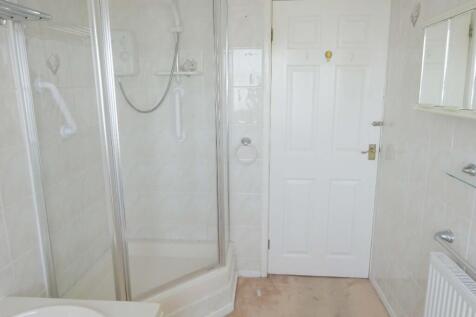 2nd Fl Bathroom