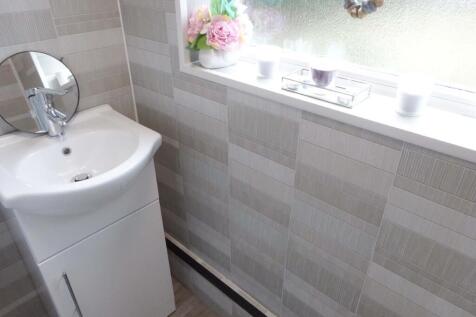 G F Washroom