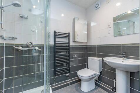 Bedroom 1 Ensuite