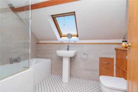 Bedroom 1 Ensuite