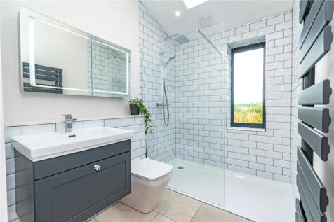 Ownstairs Shower Rm