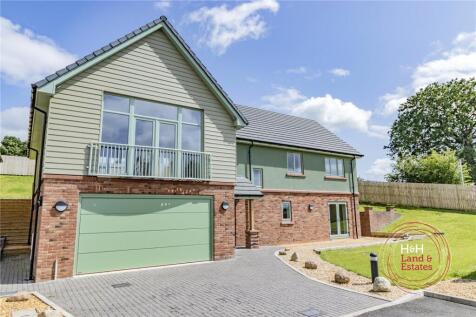 4 Ridge Close