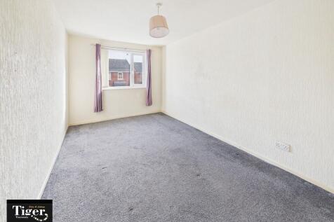 CAM02176G0-PR0735...