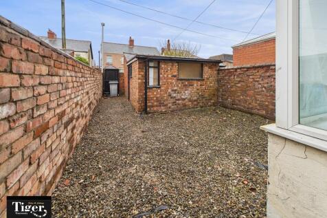 CAM02176G0-PR0747...