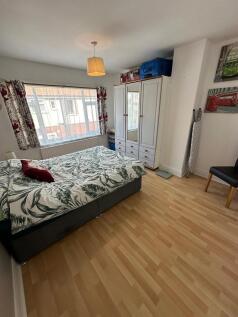 779b192d-8a9c-48d...