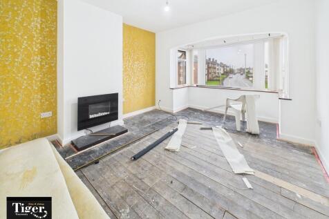 CAM02176G0-PR0748...