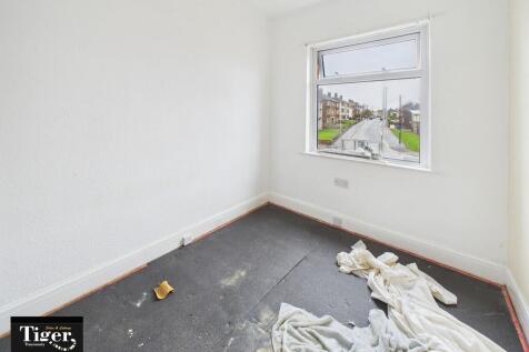 CAM02176G0-PR0748...