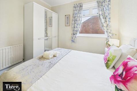 CAM02176G0-PR0754...