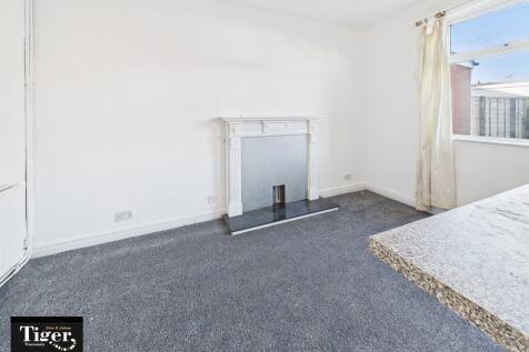 CAM02176G0-PR0764...