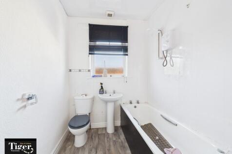 CAM02176G0-PR0764...