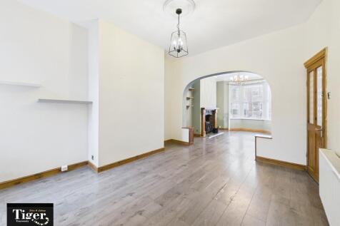 CAM03440G0-PR0470...