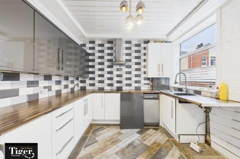 CAM03440G0-PR0470...