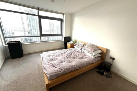 BEDROOM 1.jpeg