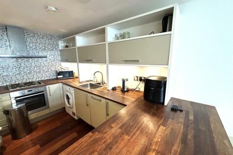 KITCHEN AREA.jpeg