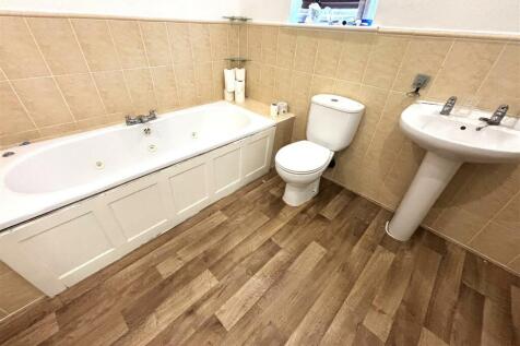 Bathroom.jpeg