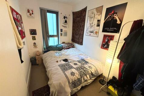 BEDROOM 2.jpg