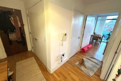 INNER HALLWAY.jpg