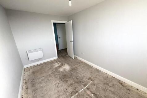 BEDROOM 1.jpeg