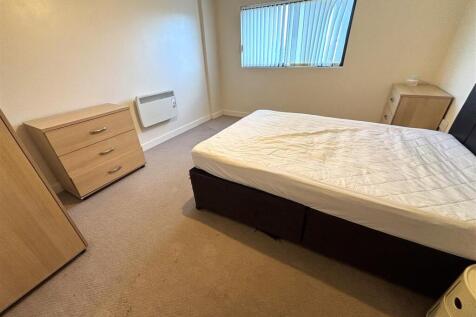 BEDROOM 1.jpeg