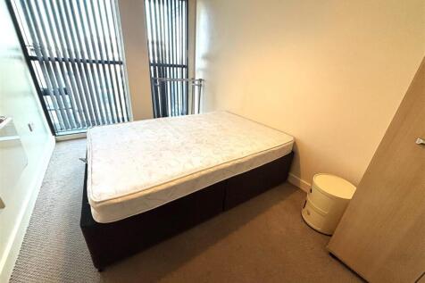 BEDROOM 2.jpeg