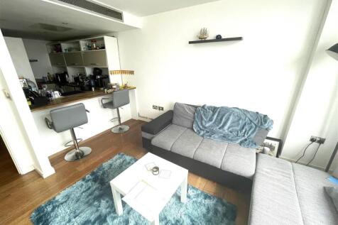 LOUNGE REV.jpeg