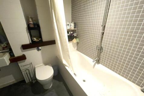Bathroom.jpeg