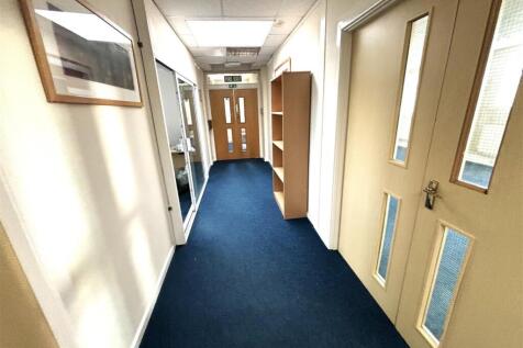 3RD FLOOR LANDING.jpeg