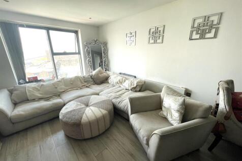 Lounge Area .jpeg