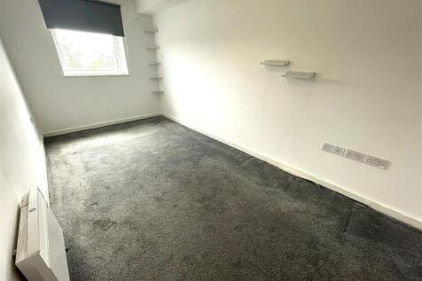 Bedroom 1.jpeg